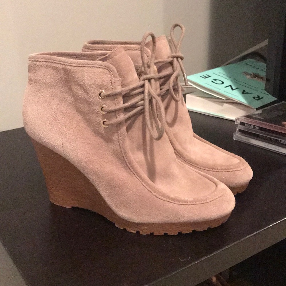 MK size 7 fall booties! Only worn a couple times!